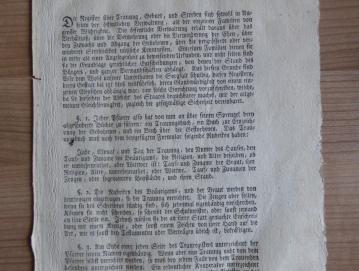 Navodilo cesarja Jožefa II. o pisanju matičnih knjig iz leta 1784. FOTO: JURE FERLAN