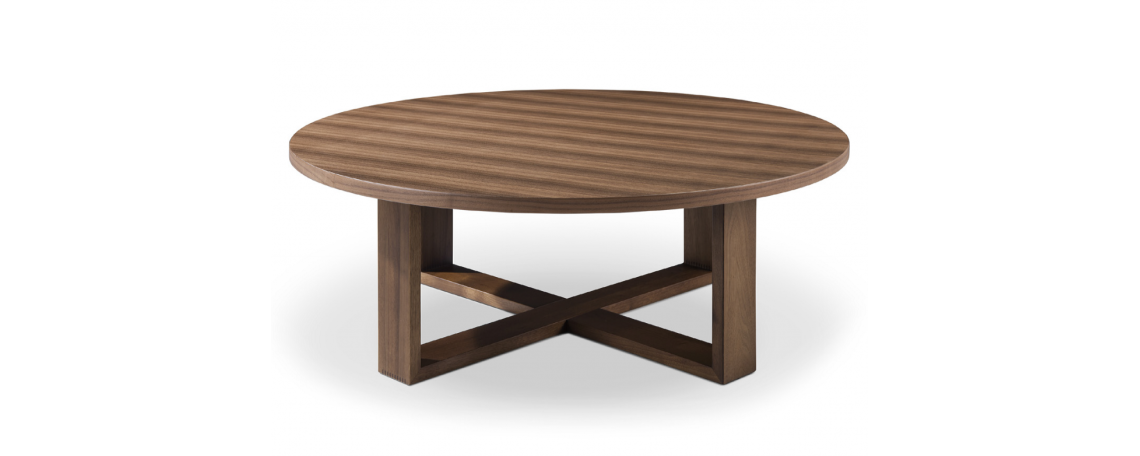 Mizica AMARONE - Natuzzi Editions v lesu