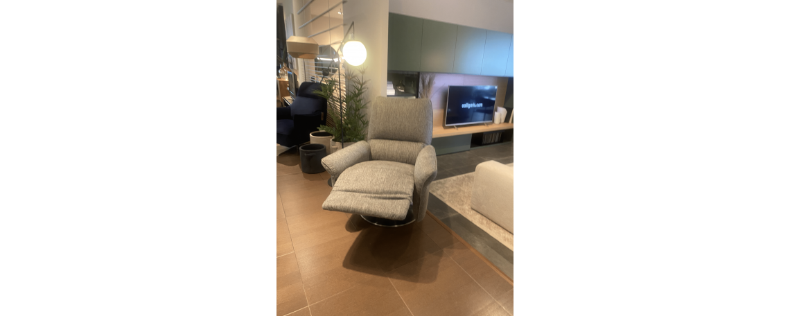 vrtljiv električni fotelj NAtuzzi Editions