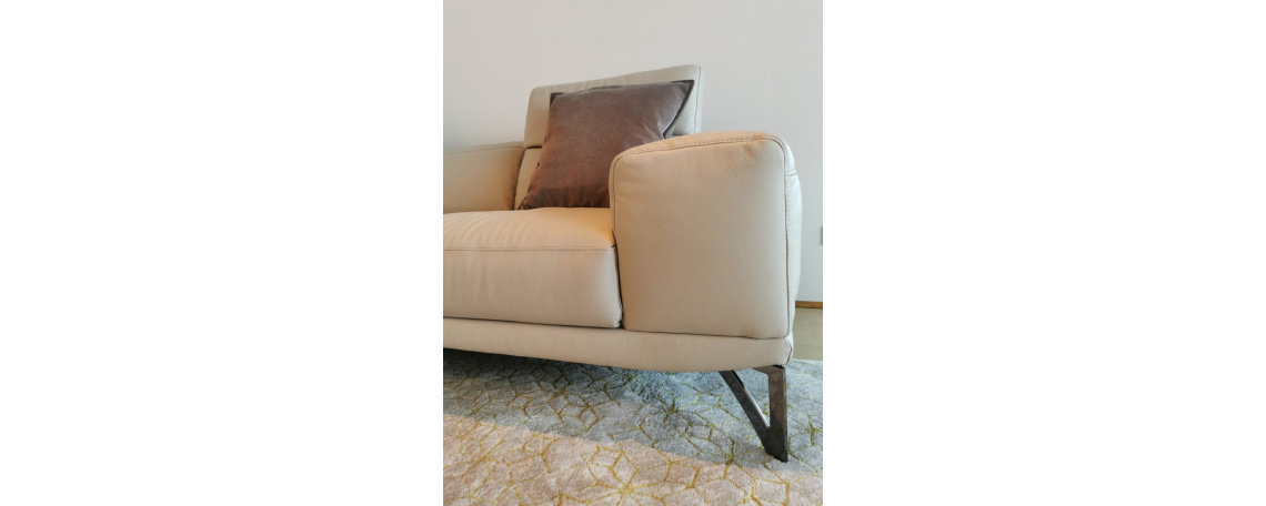 Sedežna garnitura VIGORE - Natuzzi Editions v beige usnju