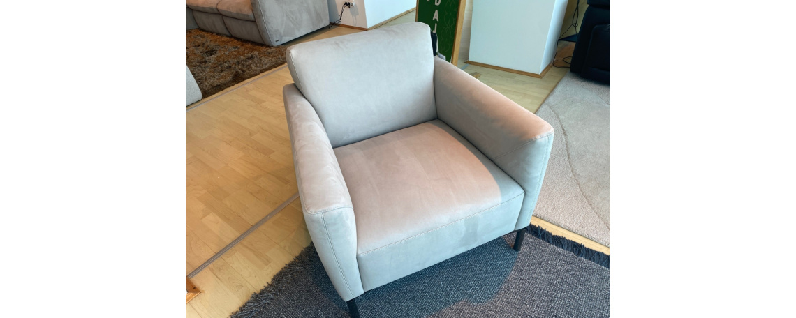 Fotelj Trato -30%