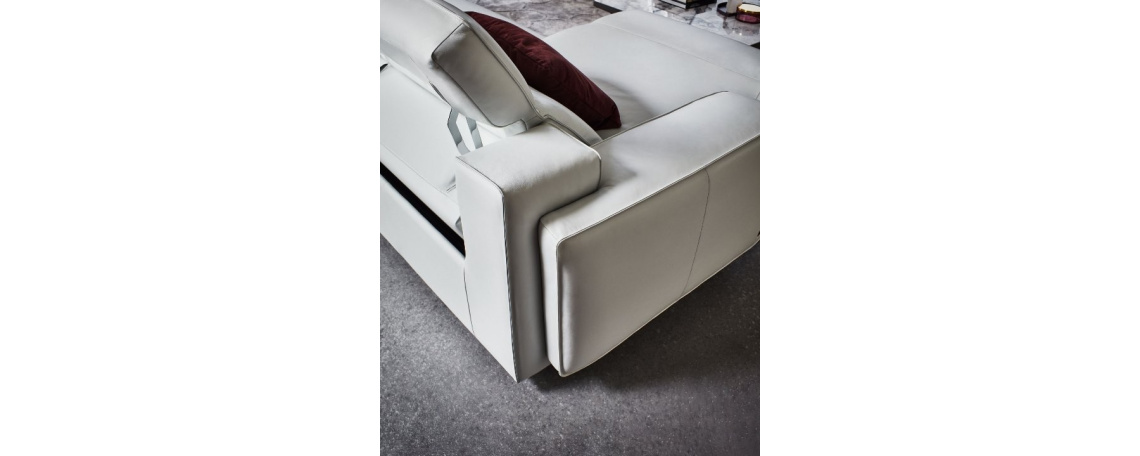 Sedežna garnitura IAGO by Natuzzi Design Center - Natuzzi v belem usnju