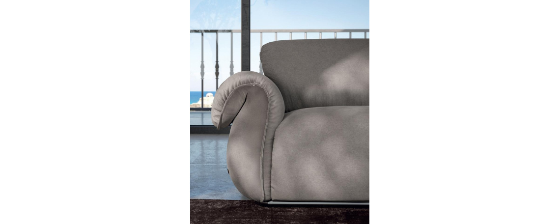 Kotna sedežna garnitura ICON by Michele Menescardi - Natuzzi v sivi tkanini 