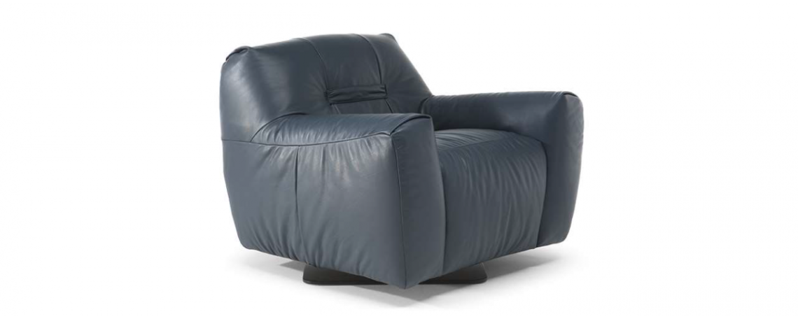 Fotelj ARGO by Paola Navone - NATUZZI v modrem usnju