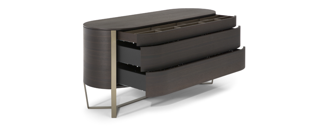 Omarica VENERA - Natuzzi v črni barvi z zlatimi nogami