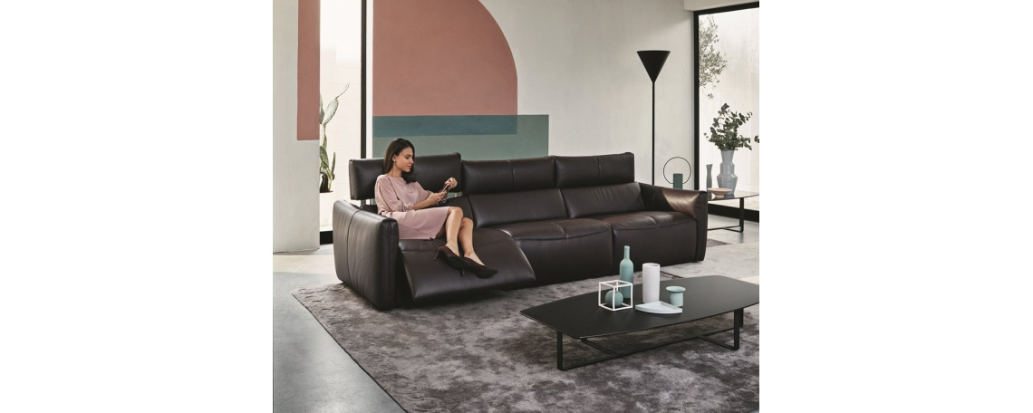 Sedežna garnitura GALAXY by Natuzzi Design Center v črnem usnju 