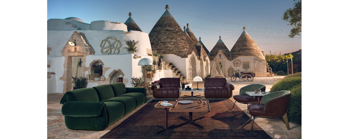 Sedežna garnitura ICON by Michele Menescardi - Natuzzi v zeleni tkanini in rdečem tapeciranem usnju