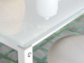Miza PENTAGON - Miza PENTAGON s stekleno ploščo in belim kovinskim podnožjem