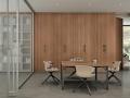 Pisarniško pohištvo X8 by Quadrifoglio - Maros  - Pisarniško pohištvo X8 by Quadrifoglio - Maros lesena pisarniška miza s črnim podnožjem in krem stoli