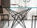 Podnožje mize GORDON - Podnožje mize GORDON geometrijske oblike v črni barvi