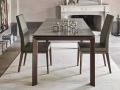 Jedilna miza OMNIA - Jedilna miza OMNIA s keramično ploščo in z lesenim podnožjem