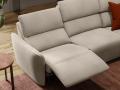Klasična sedežna garnitura VERSATILE - Natuzzi Editions - Maros - 7 - Klasična sedežna garnitura VERSATILE - Natuzzi Editions - Maros - 7 v beli barvi z nastavljivim počivalnikom za noge