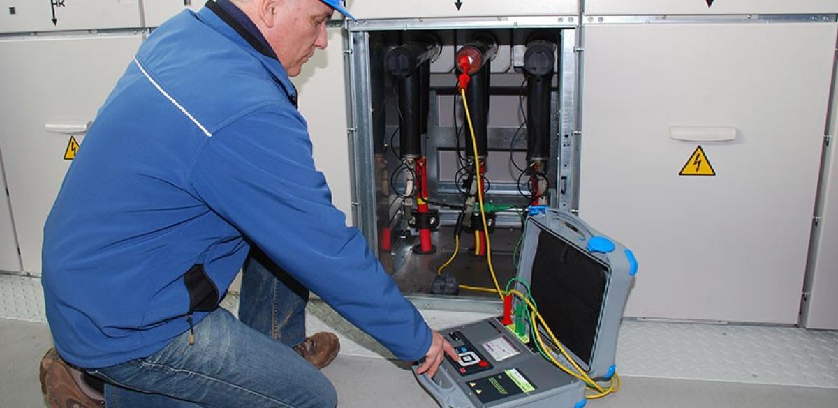 Hochspannungs isolations Prüfgeräte