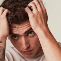 Strukturirana pričeska z Mitch Matterial glino