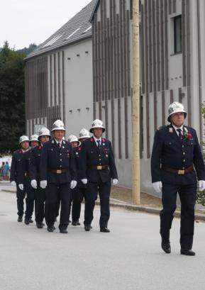 Poljanski gasilci so 130-letnico zaznamovali s slavnostno akademijo in z veliko parado. FOTO: ARHIV PGD POLJANE