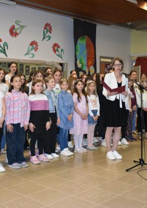 Koncert učencev naše šole in učencev dvojezične šole Pavla Petričiča FOTO: ARHIV ŠOLE
