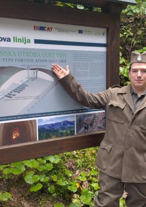 V soboto, 11. oktobra, bo obiskovalce v podzemni utrdbi Rupnikove linije na Golem vrhu sprejel vojak Kraljevine Jugoslavije. FOTO: JURE FERLAN