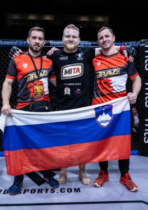 Trener Miha Čičić, Miha Frlic in Matevž Logar po tekmi FOTO: OSEBNI ARHIV, SEVEN SPORT