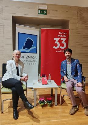 V marcu smo v Krajevni knjižnici Gorenja vas gostili Tomaža Miheliča. Foto: arhiv kn jižnice