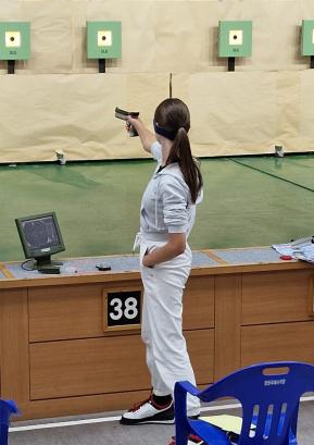Manja Slak prvič na svetovnem prvenstvu v streljanju z zračnim orožjem FOTO: OSEBNI ARHIV