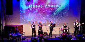 The Concert “A Wicker Basket of Pop-Folk Songs”