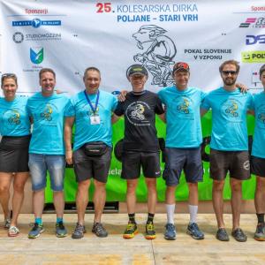 Organizacijska ekipa 25. izvedbe dirke na Stari vrh / FOTO: MIHA PRIJATELJ, ARHIV ŠD POLJANE