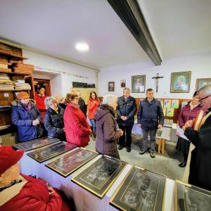 Razstava Petra Jovanoviča v župnišču v Javorjah FOTO: JANEZ DOLENC