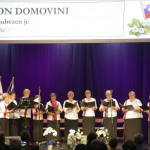 Blegaške sinice na proslavi v Poljanah FOTO: ANTON DEBELJAK