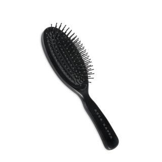 Ovalna krtača iz ogljikovih vlaken