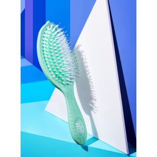 WetBrush Go Green Treatment and Shine Tea Tree - 2