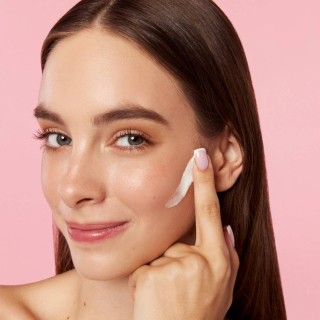 krema HNG Glow Guard - Daily - Spf 50+*
