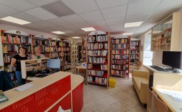 Prostori nove, začasne knjižnice v Poljanah. Foto: arhiv občine