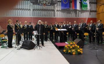 Orkester Slovenske vojske in solist Janez Lotrič