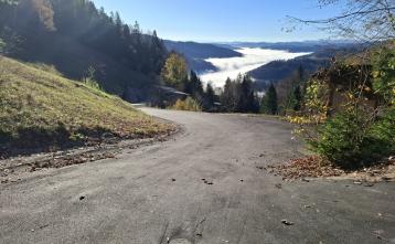 Obnovljen odsek Jelenovše v naselju Stara Oselica.