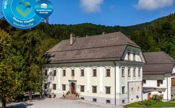 Dvorec Visoko naj izletniška točka 