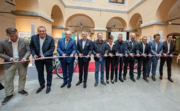 Prerez traku ob otvoritvi regijskega sistema e-koles za javno izposojo; Foto: STA
