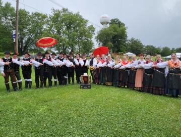 Folklorna skupina v centru Slovenske narodne podporne jednote FOTO: ARHIV FS