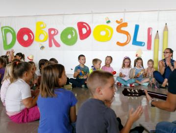 V obeh osnovnih šolah v občini je šolski prag prvič prestopilo 120 učencev. FOTO: MATIC ZORMAN