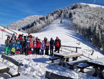 Planinci na zimskem taboru na Jelencih FOTO: ARHIV ŠOLE