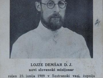 Spominska podobica s fotografijo Lojzeta Demšarja ob odhodu v misijone