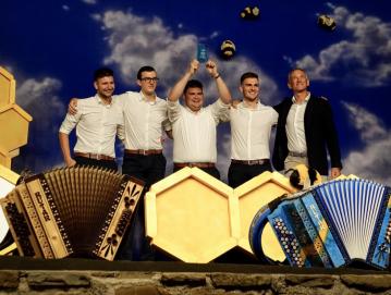Ansambel Jazbeci: (od leve proti desni) Blaž Križnar, Nejc Peternelj, Aleš Demšar in Tadej Dolenec. FOTO: ARHIV ANSAMBLA