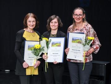 Danica Šubic, Maja Cankar in Polona Frlic Slak FOTO: TINA DOKL