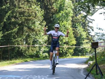 Absolutno zmago je slavil Jaka Jošt (Team BTS Company), ki je progo prevozil v odličnem času 24:12. FOTO: FRANE KRANJEC