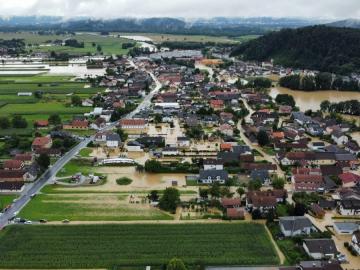 Začetek ocenjevanja škode v gospodarstvu zaradi posledic poplav