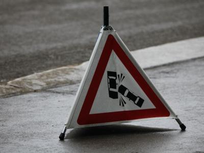 Zaradi naleta treh tovornih vozil pri Ljubečni je bila štajerska avtocesta do 12. ure povsem zaprta. (Foto: Policija)
