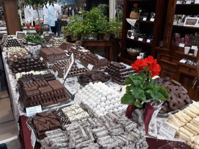 Na festivalu v Podčetrtku se zberejo ponudniki čokoladnih mojstrovin iz vseh koncev Slovenije. (Foto: Radio Štajerski val)