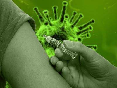 Število okužb pred jesenjo znova narašča, zato zdravstvena stroka poziva k cepljenju. (Foto: Pixaby)