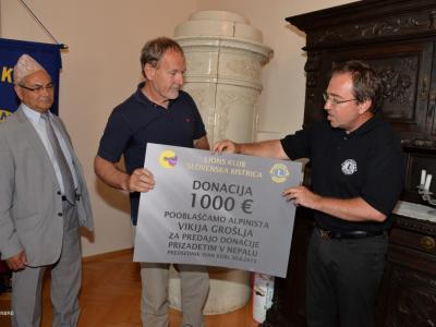 Lions klub Slovenska Bistrica se je pridružil številnim lions klubom doma in po svetu, ki zagotavljajo denar za popotresno obnovo Nepala.