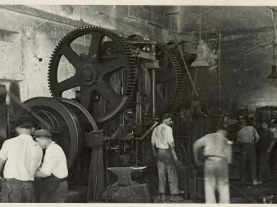 O začetkih in začetnikih industrijskega kovaštva v Zrečah govori monografija. (Foto: Občina Zreče)