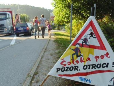 Vozniki, pozor, na ceste se z začetkom šole vračajo otroci, bodite pozorni nanje! (Foto: arhiv Štajerski val)